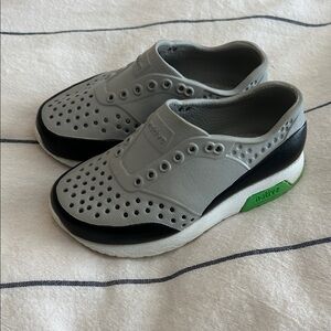 Native Kids Lennox Block Slip On Shoes in Gray, Black, and Green C7